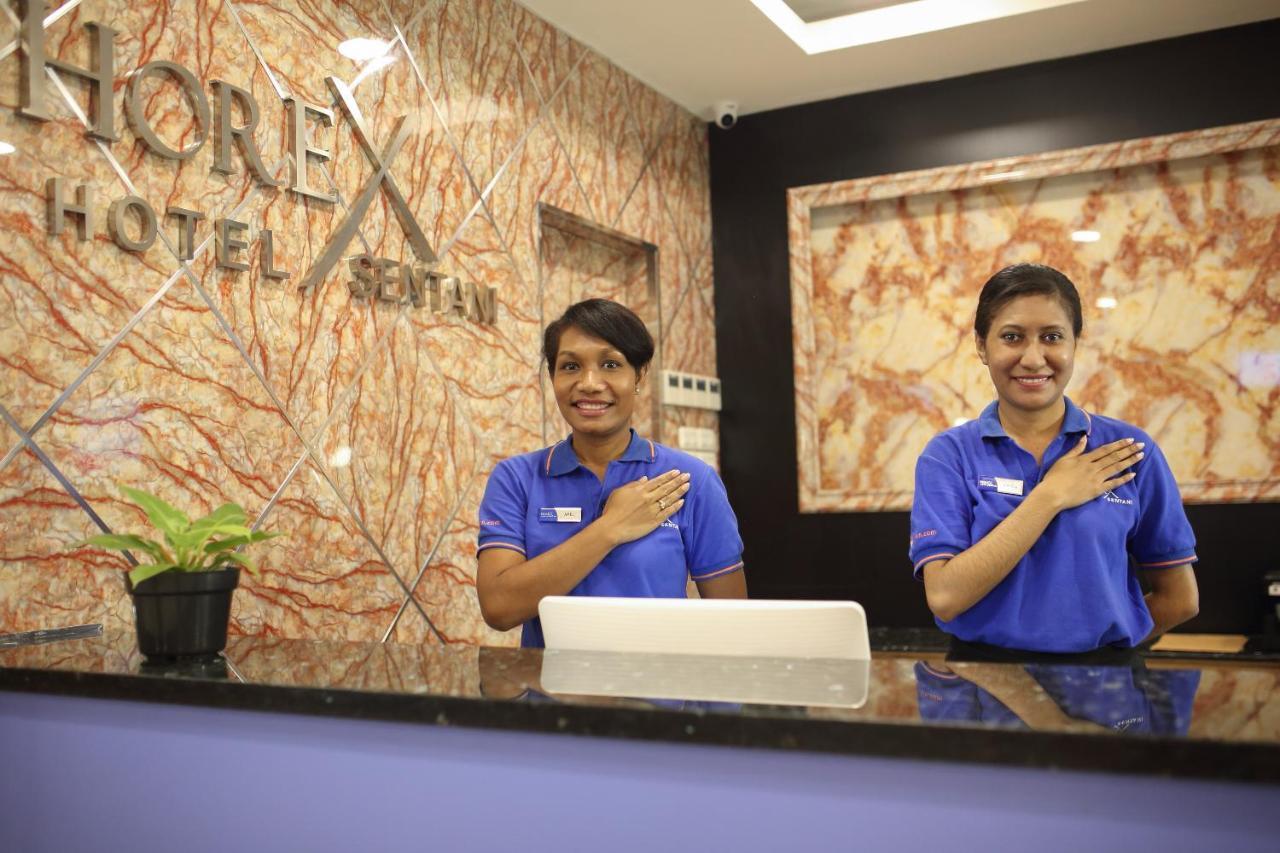 Horison Express Sentani Hotell Jaya Pura Eksteriør bilde